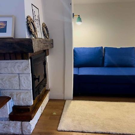 Maison Semi-Troglodyte Avec 4 Velos روتشيكوربون المظهر الخارجي الصورة
